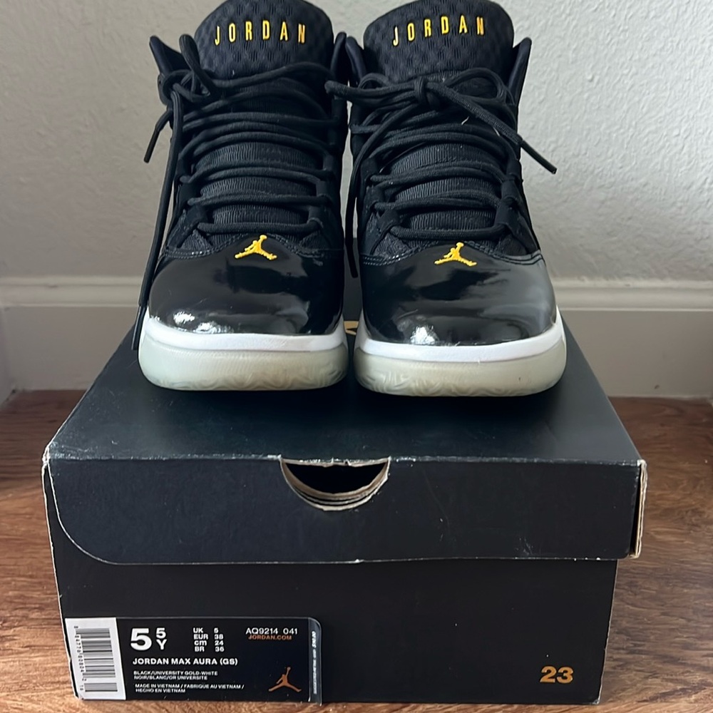 Jordan Max Aura